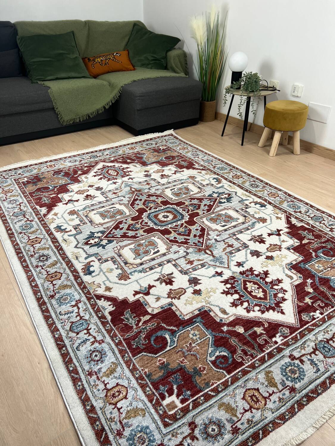 Vintage style living room rug 160 x 230 cm new