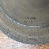 Coupelle de poterie d'atelier danois du milieu du siècle par B.J. Keramik, années 1960