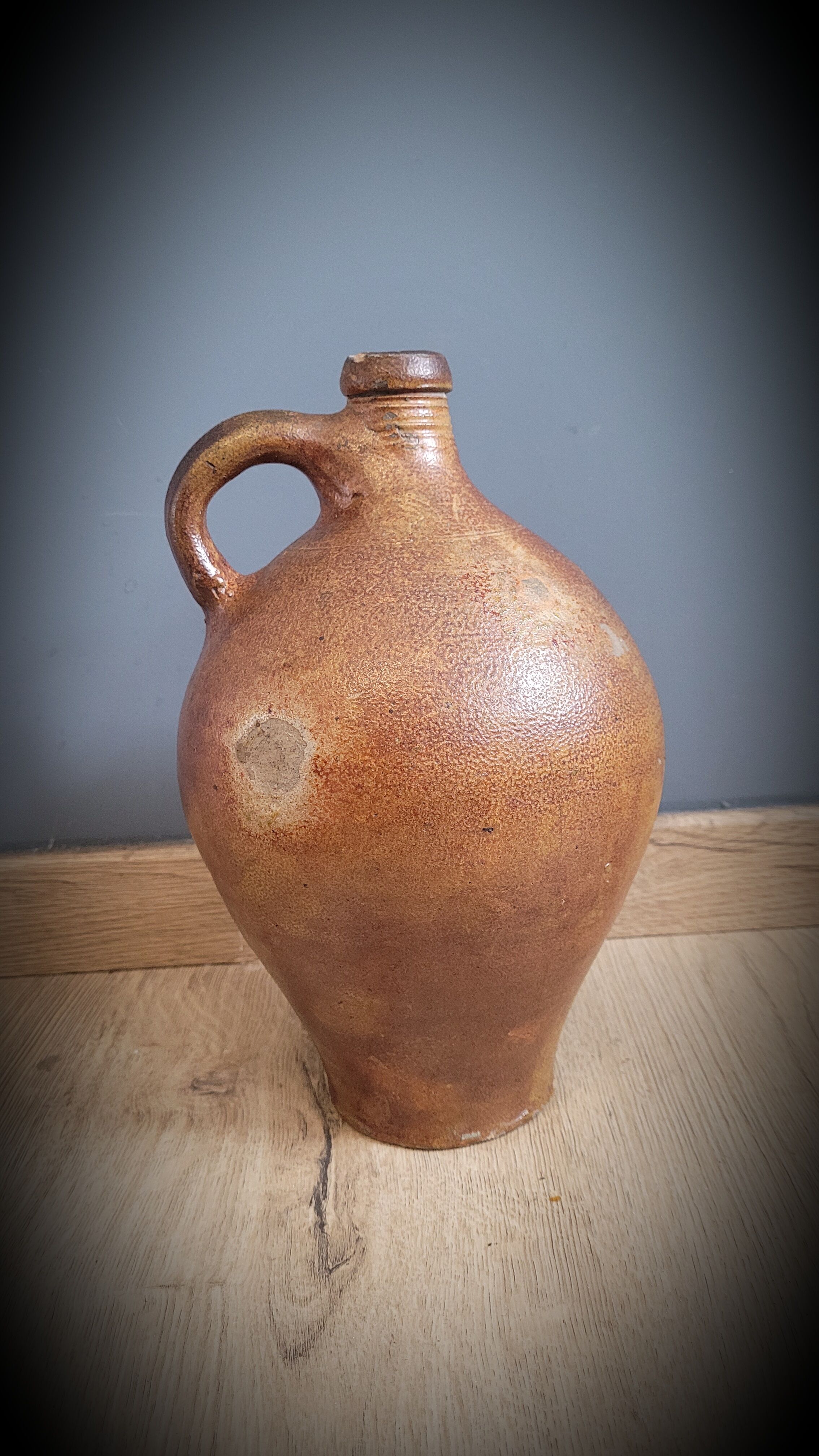 2L sandstone jug