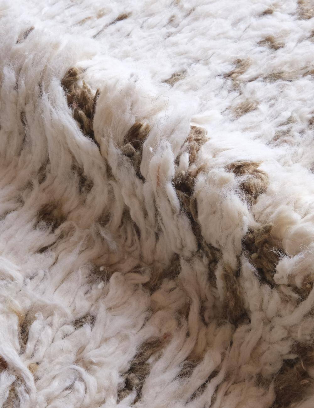 Vintage White Berber Rug - 318 x 180 cm