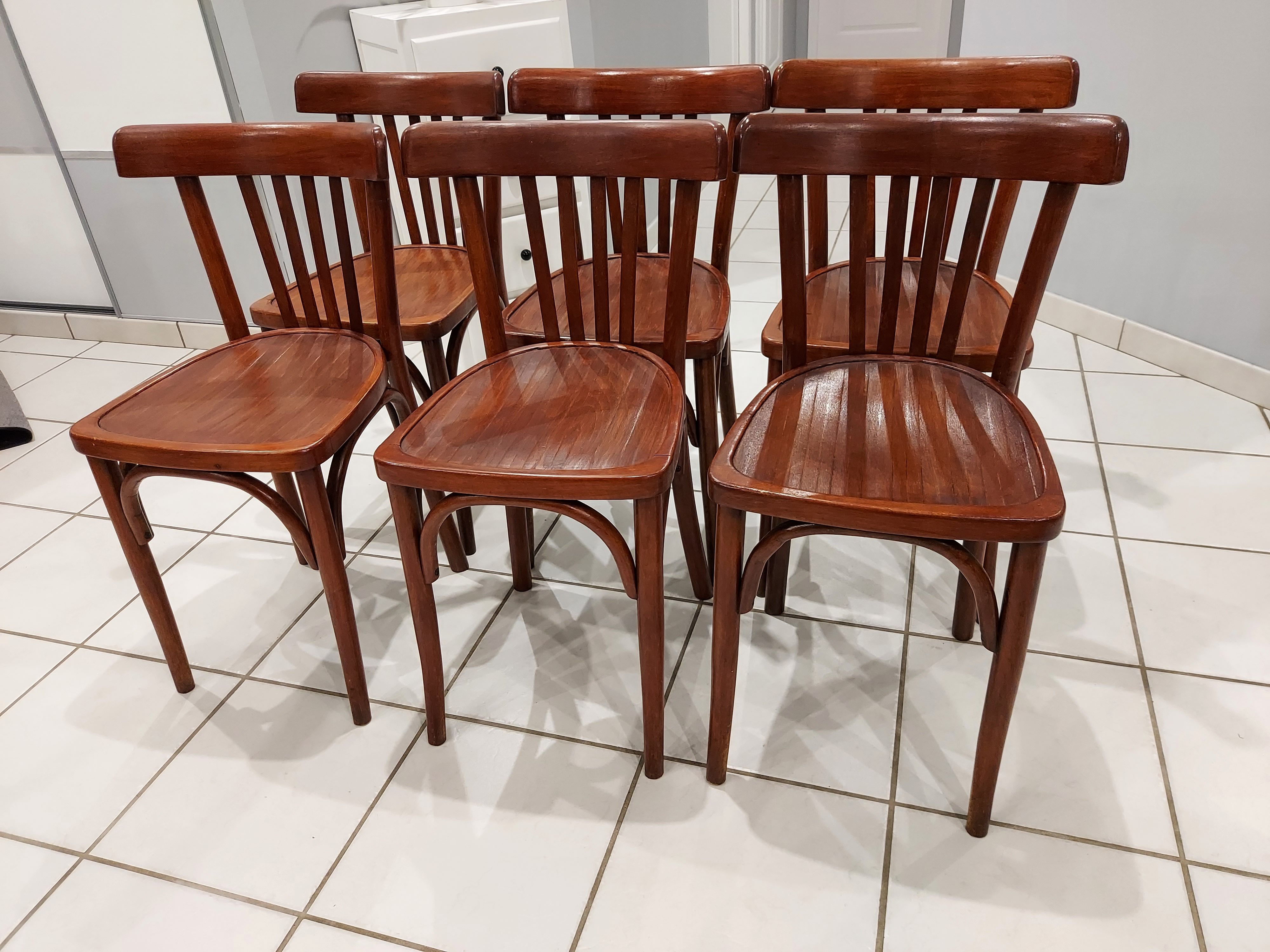 Suite de 6 chaises de Bistrot vintage années 1950