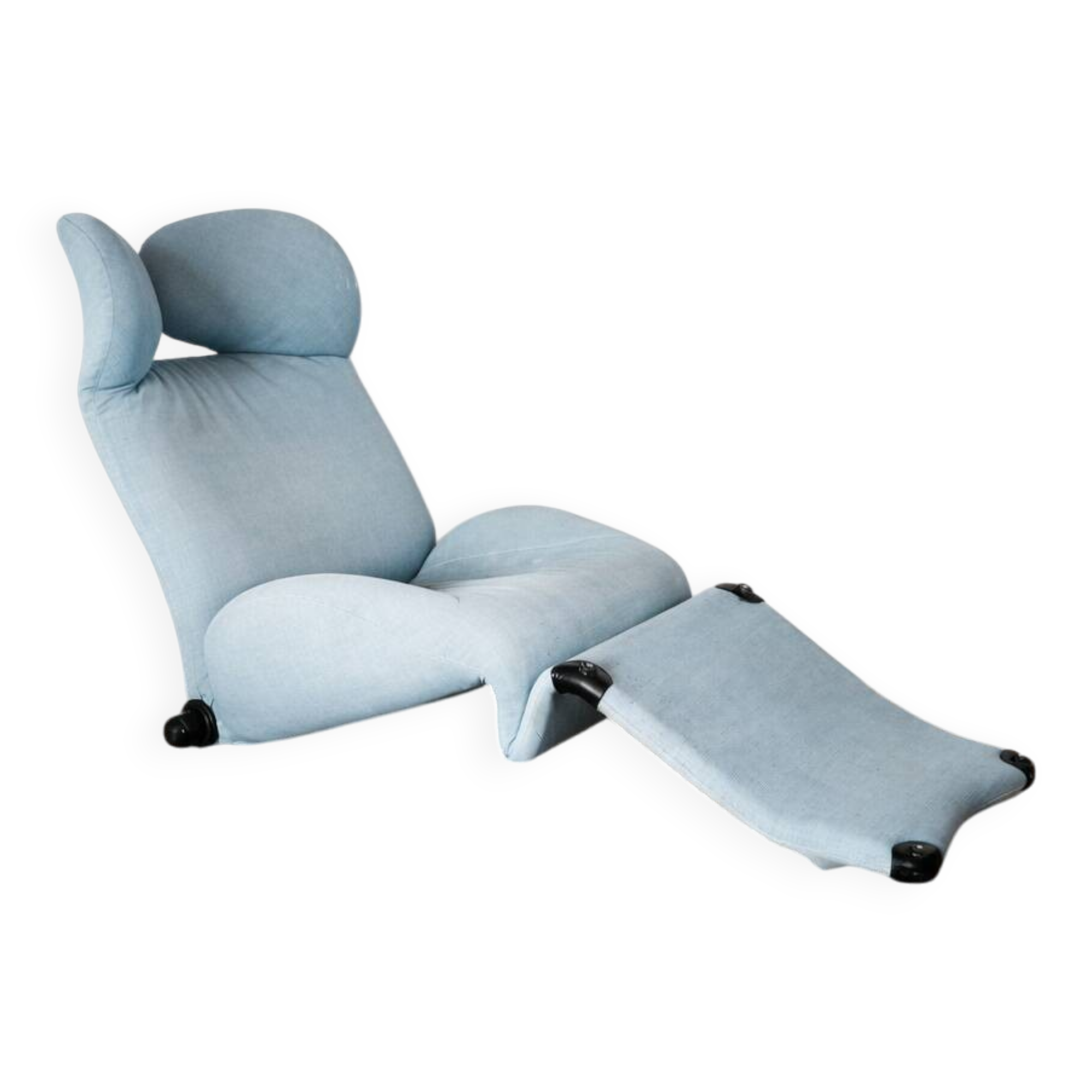Cassina 111 Wink armchair by Toshiyuki Kita