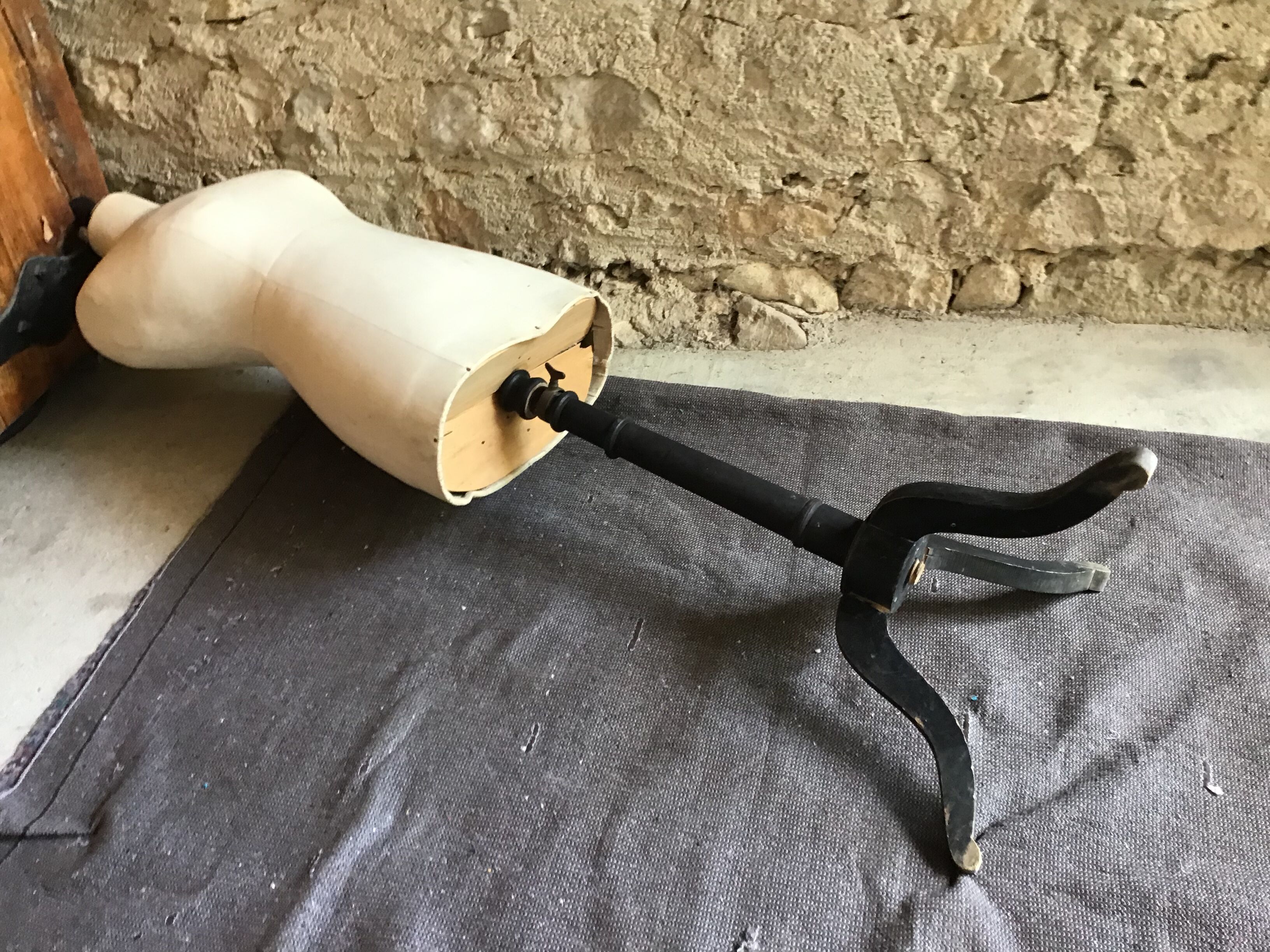 Seamstress mannequin