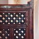 Chaise moucharabieh en bois exotique