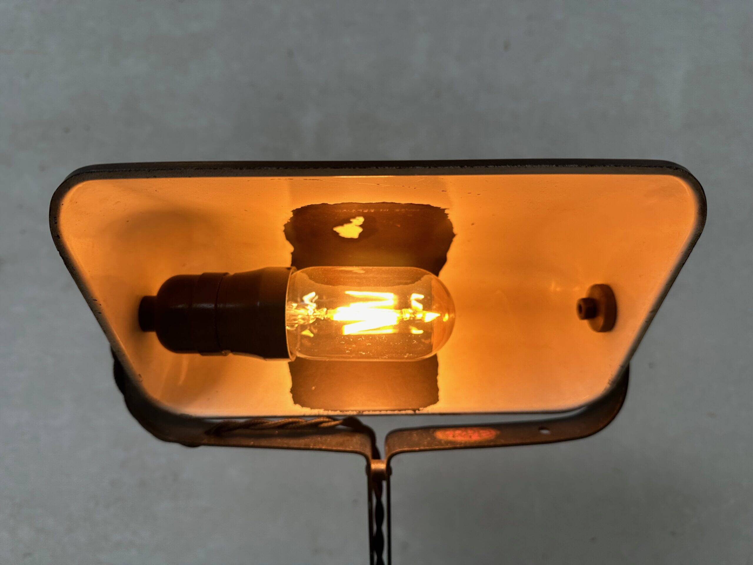 Original Erpe notary lamp – Model 52 – Bakelite and cast iron