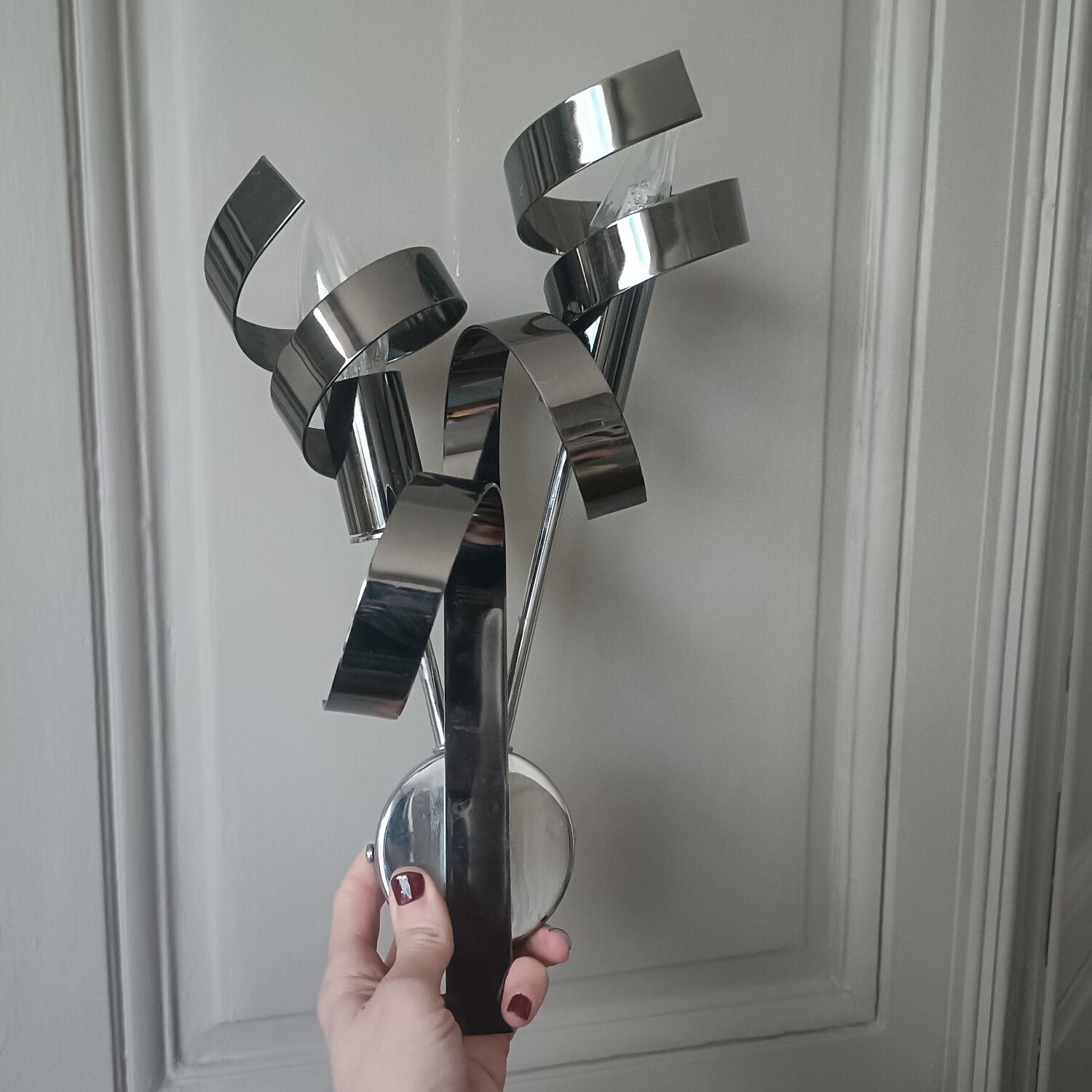 Chrome wall light Laurie Lumière