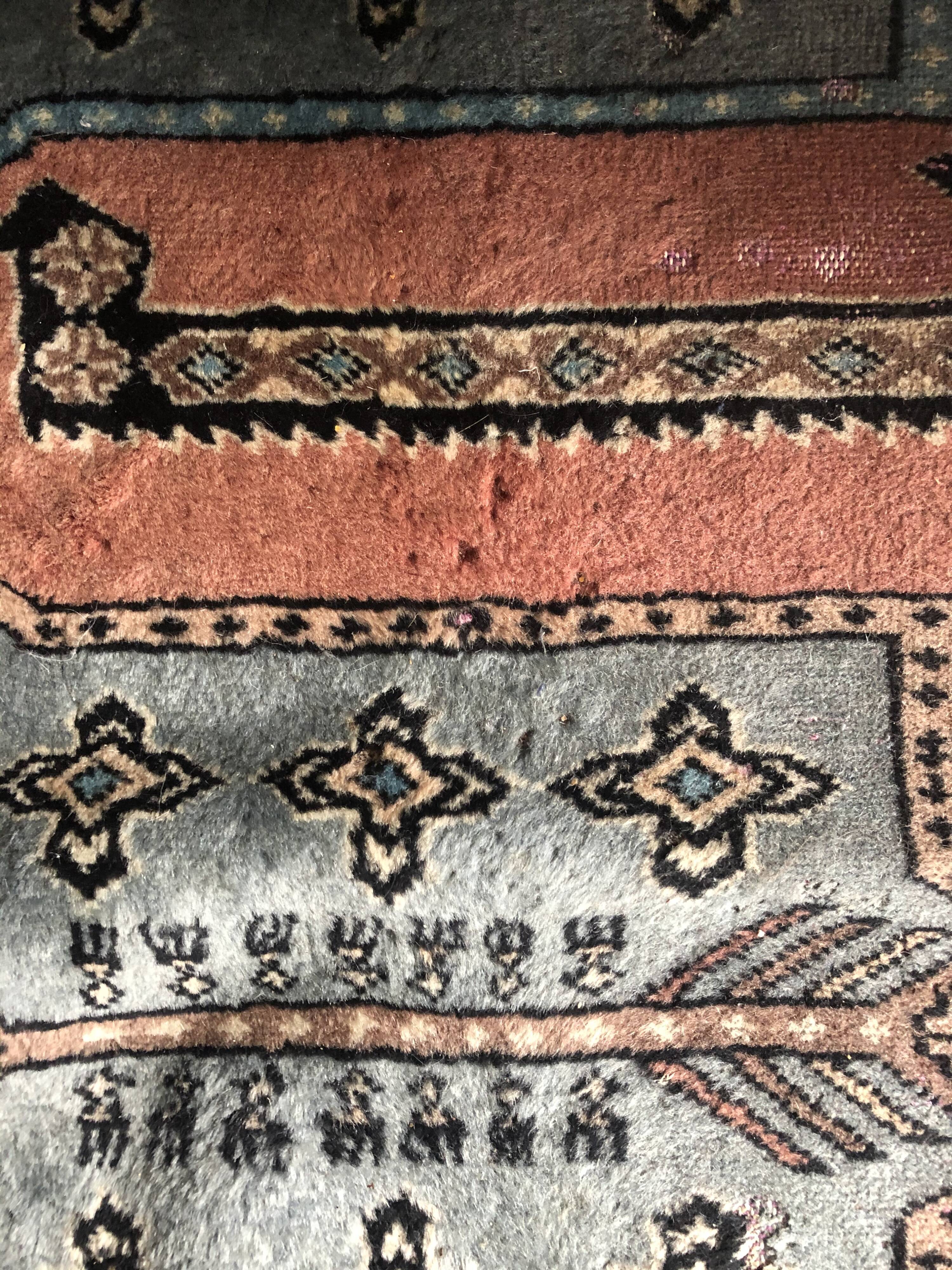 Vintage wool oriental rug - 245x157cm