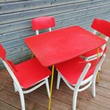 Set of 4 chairs and a vintage table, 70s