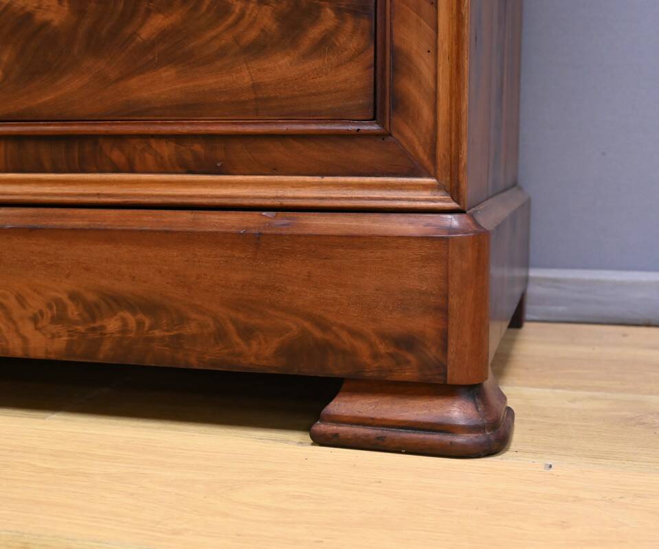 Mahogany chest of drawers, Louis-Philippe style – Late 19th century