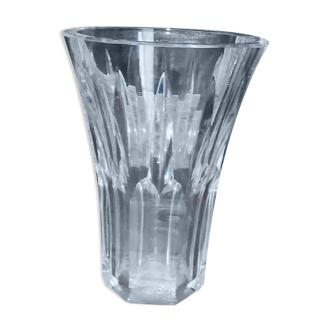 Crystal vase signed by Baccarat