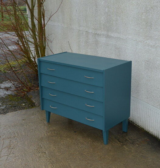 Blue vintage chest of drawers