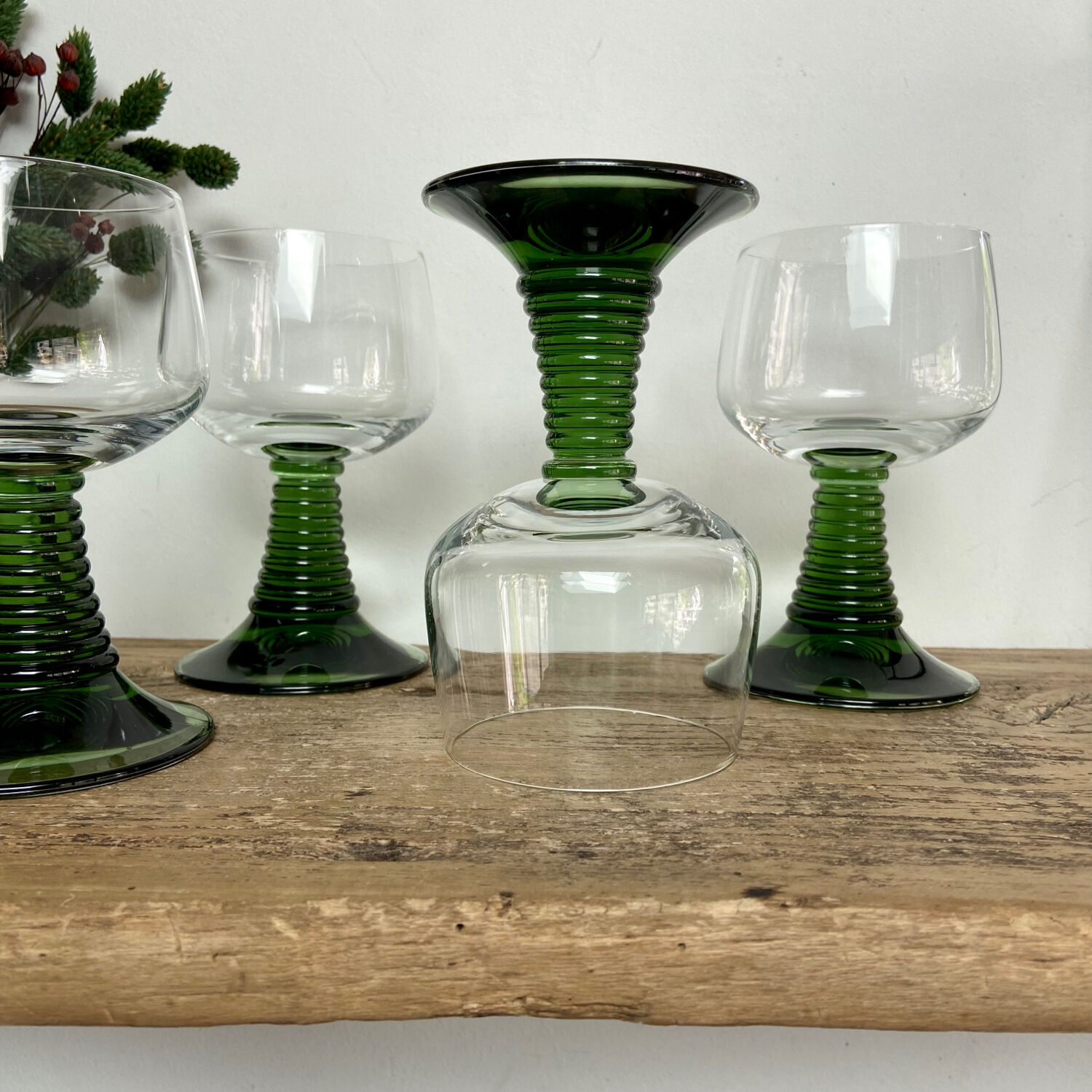 4 Alsace green feet glasses