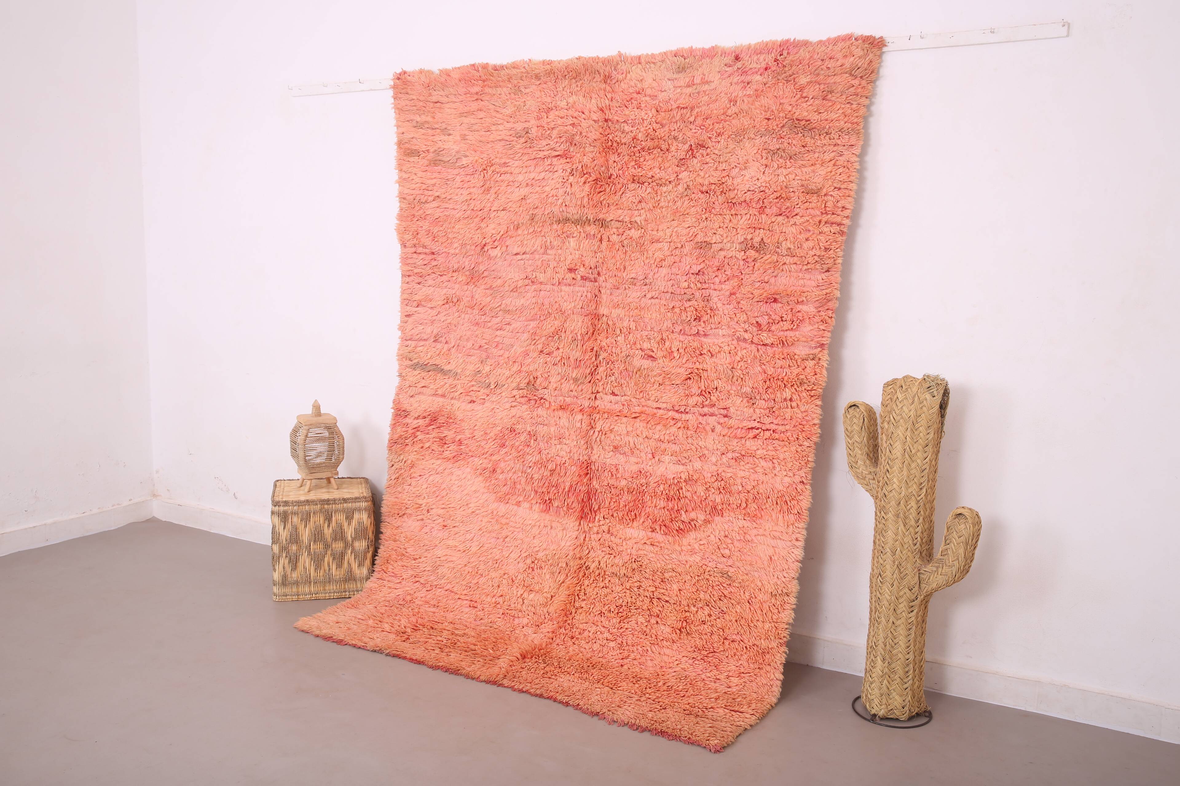 Vintage Moroccan rug 175 x 246 cm - Handmade Berber Rug - Pink Wool Rug