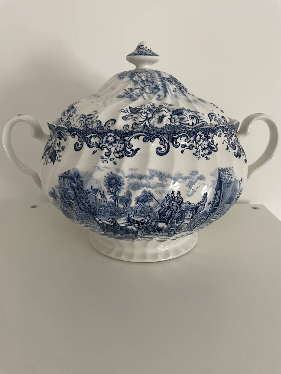 Antique English earthenware tureen, Johnson Bros “coaching scenes” model.