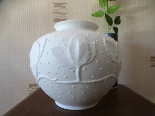 Limoges round vase "medard de noblat" biscuit porcelain flowers foliage