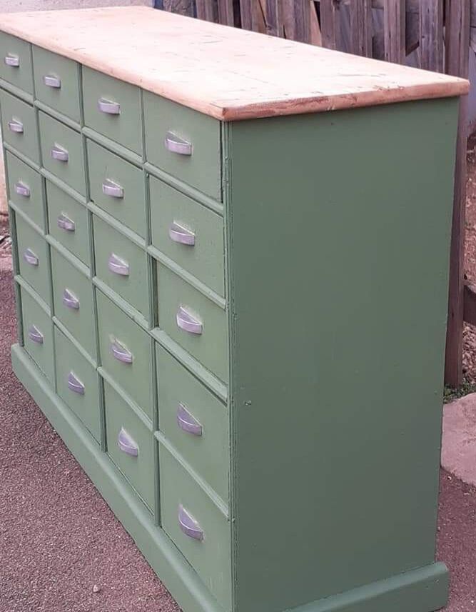 Trade cabinet 20 drawers