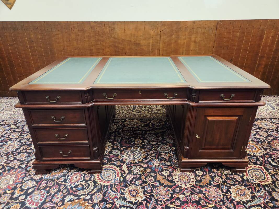 English Antique Desk Partnerdesk