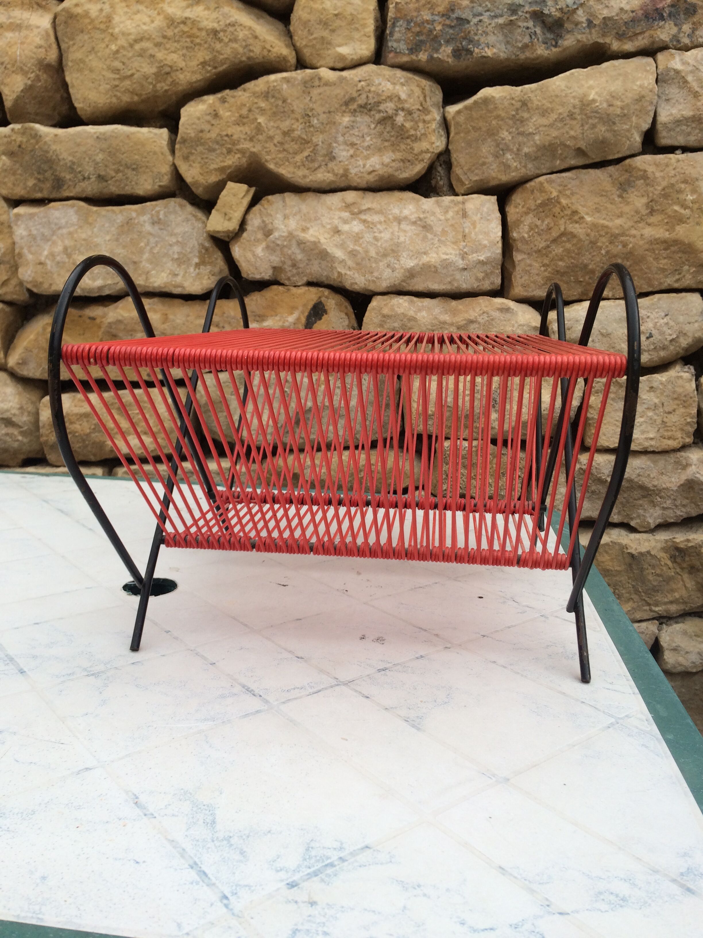 Scoubidou magazines or vinyl holders