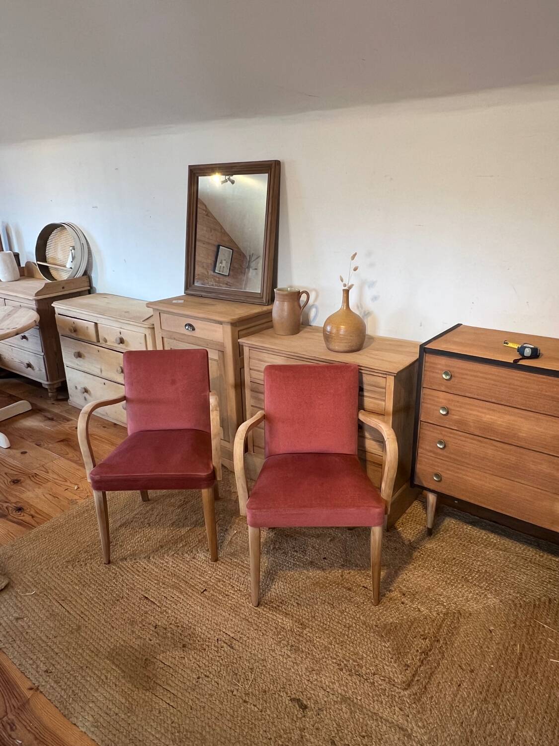 Pair of vintage bridge armchairs in solid raw wood and old pink