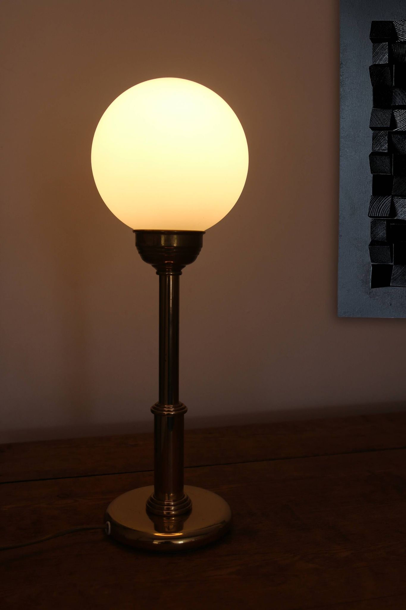 Lampe à poser vintage opaline laiton