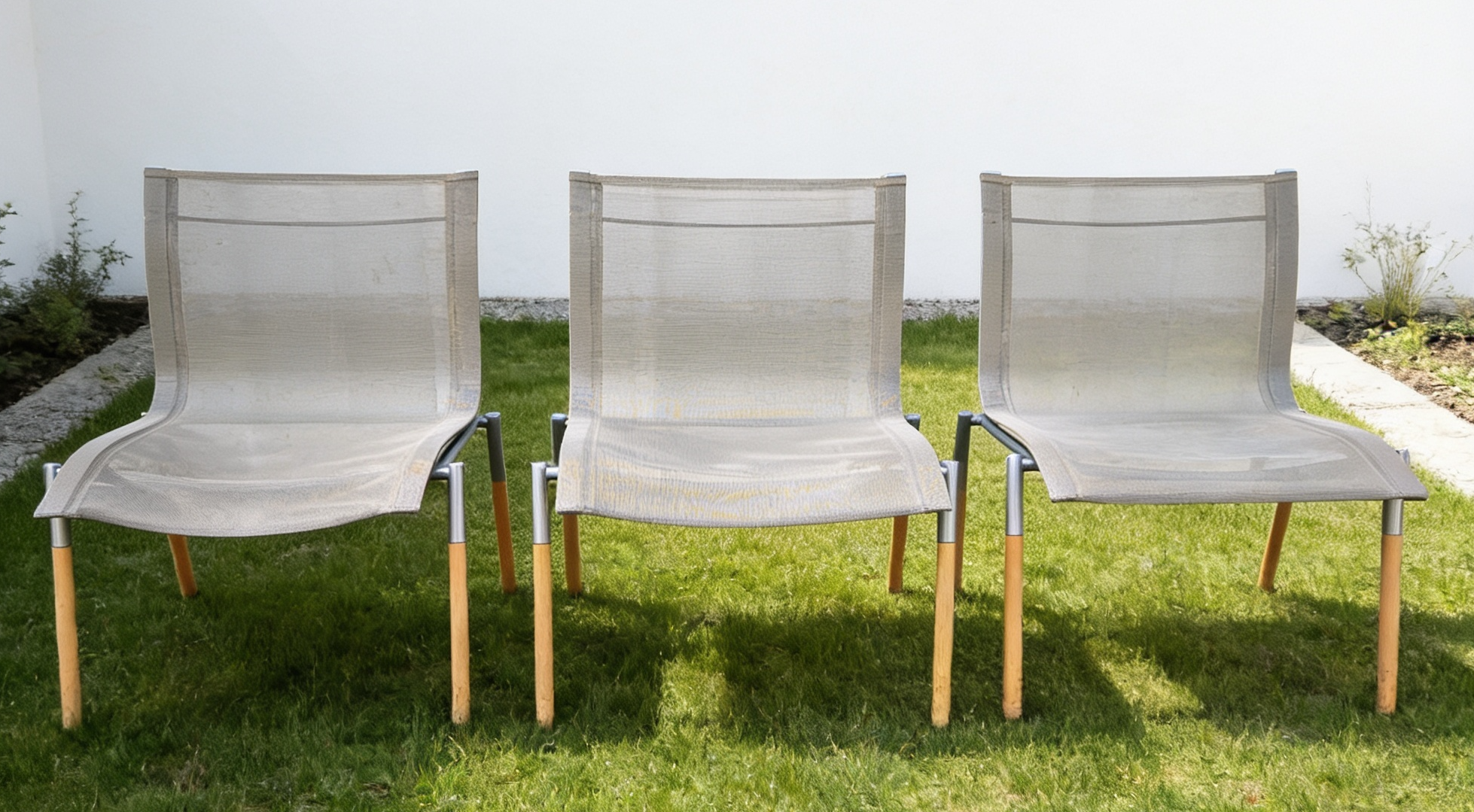 Suite de 3 fauteuils 10 Line, Pascal Mourgue