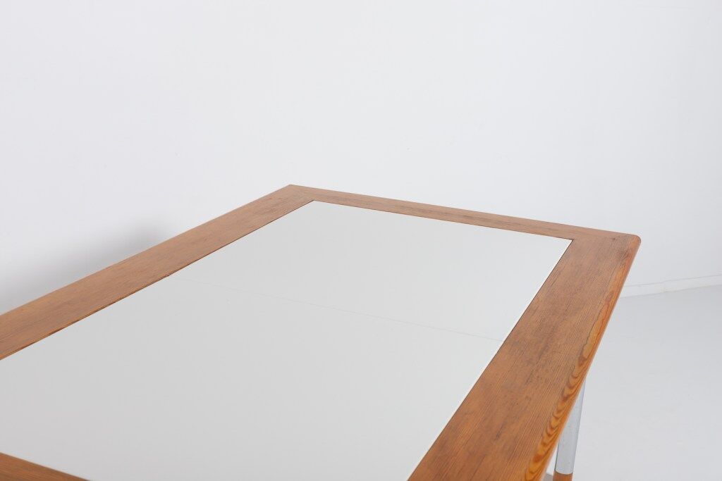 Scandinavian dining table Antti Nurmesniemi, Finland 1970