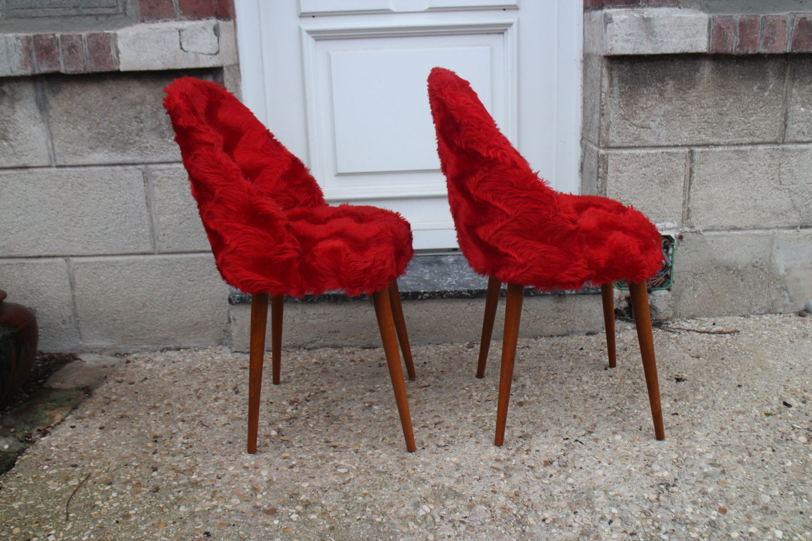 Moumoute chairs