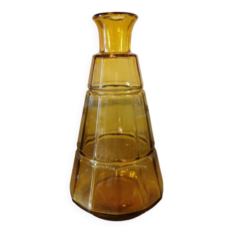 Art deco carafe in yellow glass