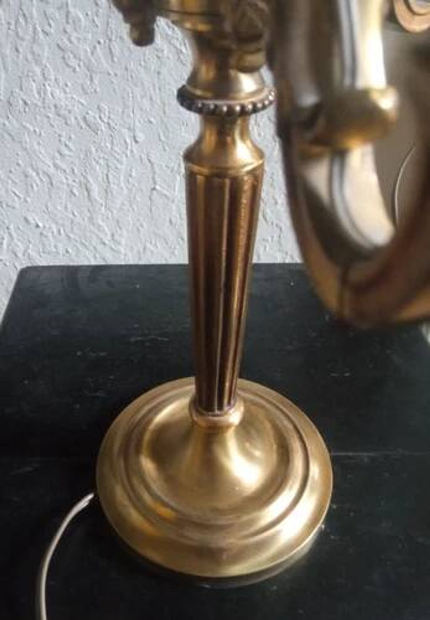 Antique 3-light table lamp in bronze in the Louis XVI style - 2 kg