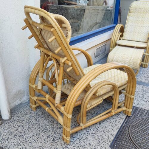 Paire de fauteuils transat en rotin vers 1980