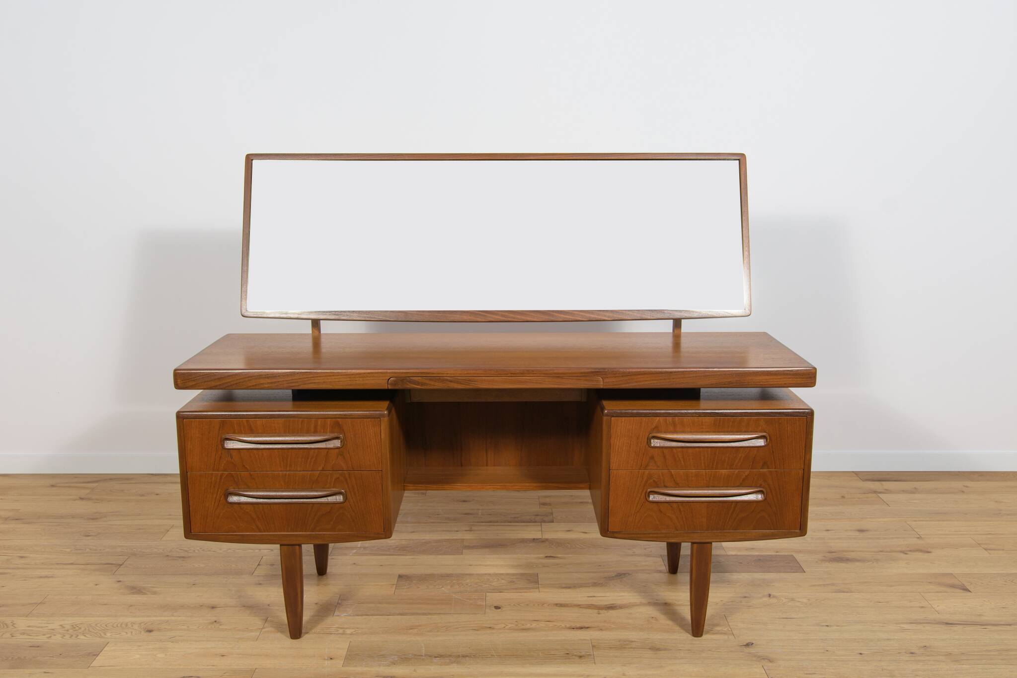 Mid-Century Dressing Table by Victor Wilkins for G-Plan, 1960s
