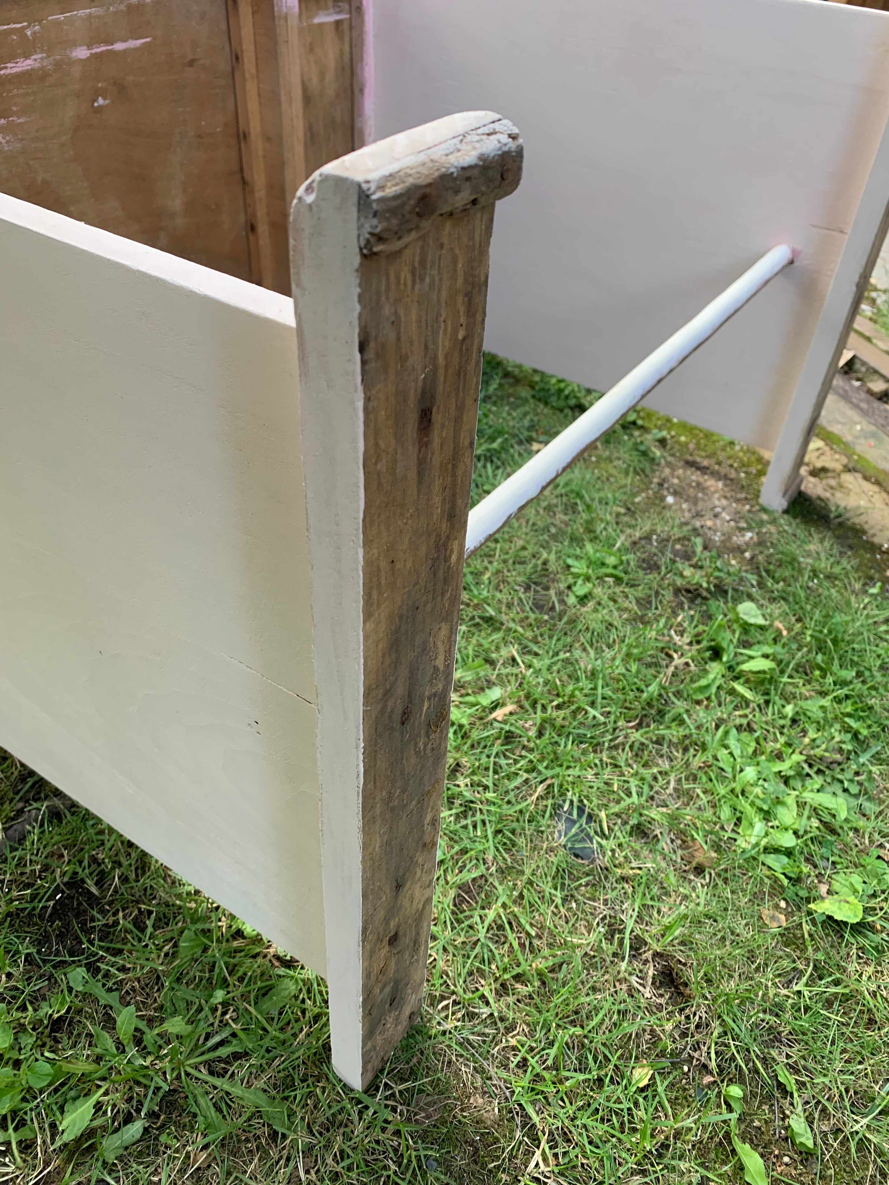 Vintage powder pink child desk