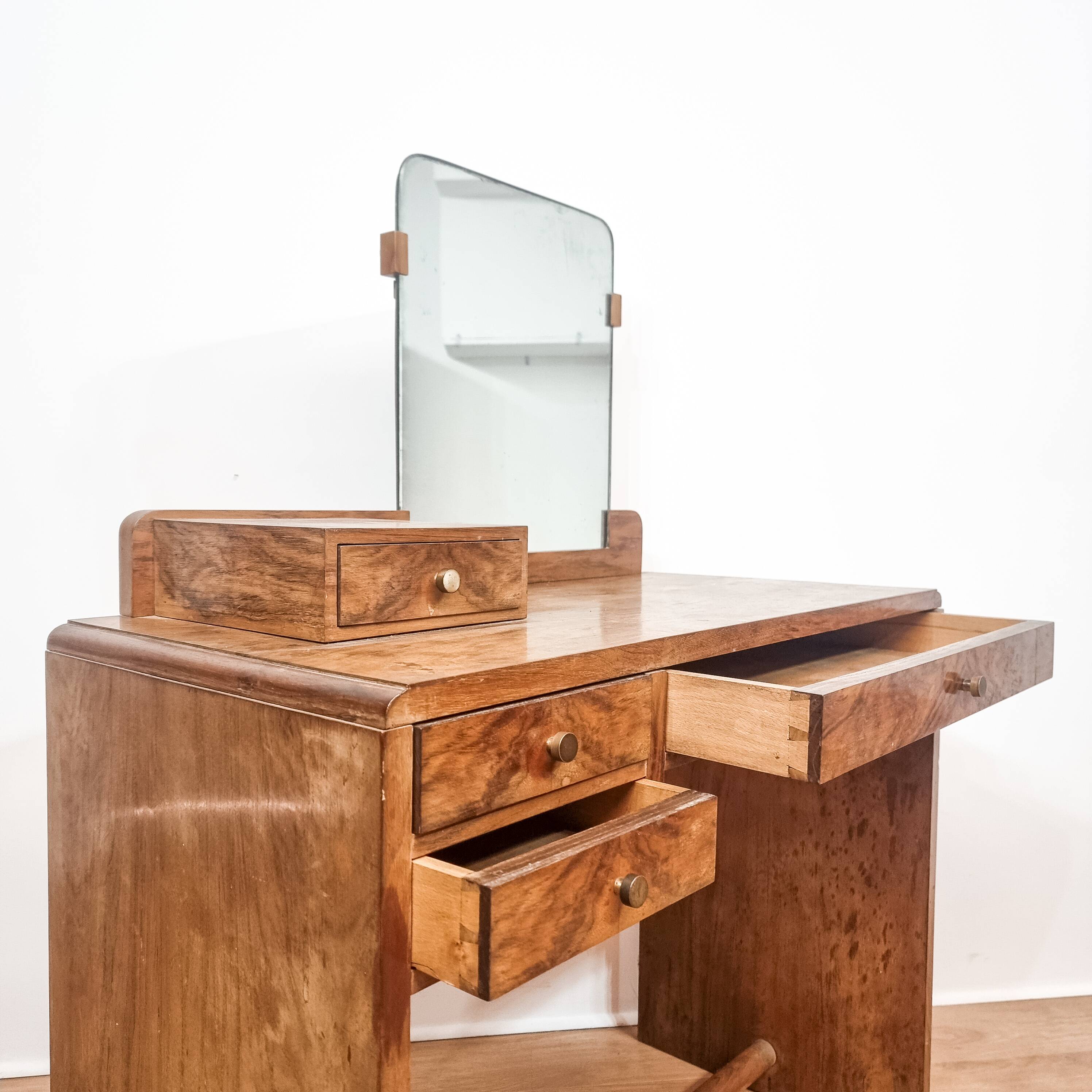 Art Deco dressing table