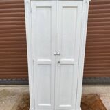 Small Parisian wardrobe