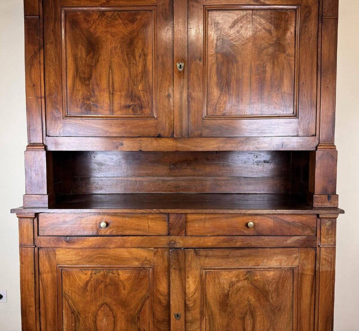 Buffet Deux Corps époque Empire  noyer et chene