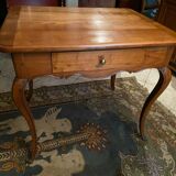Desk game table and its solid blond cherry cap period EIGHTEENTH Louis XV