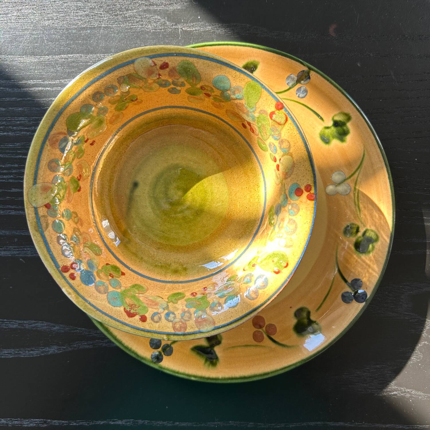 Provençal tableware set