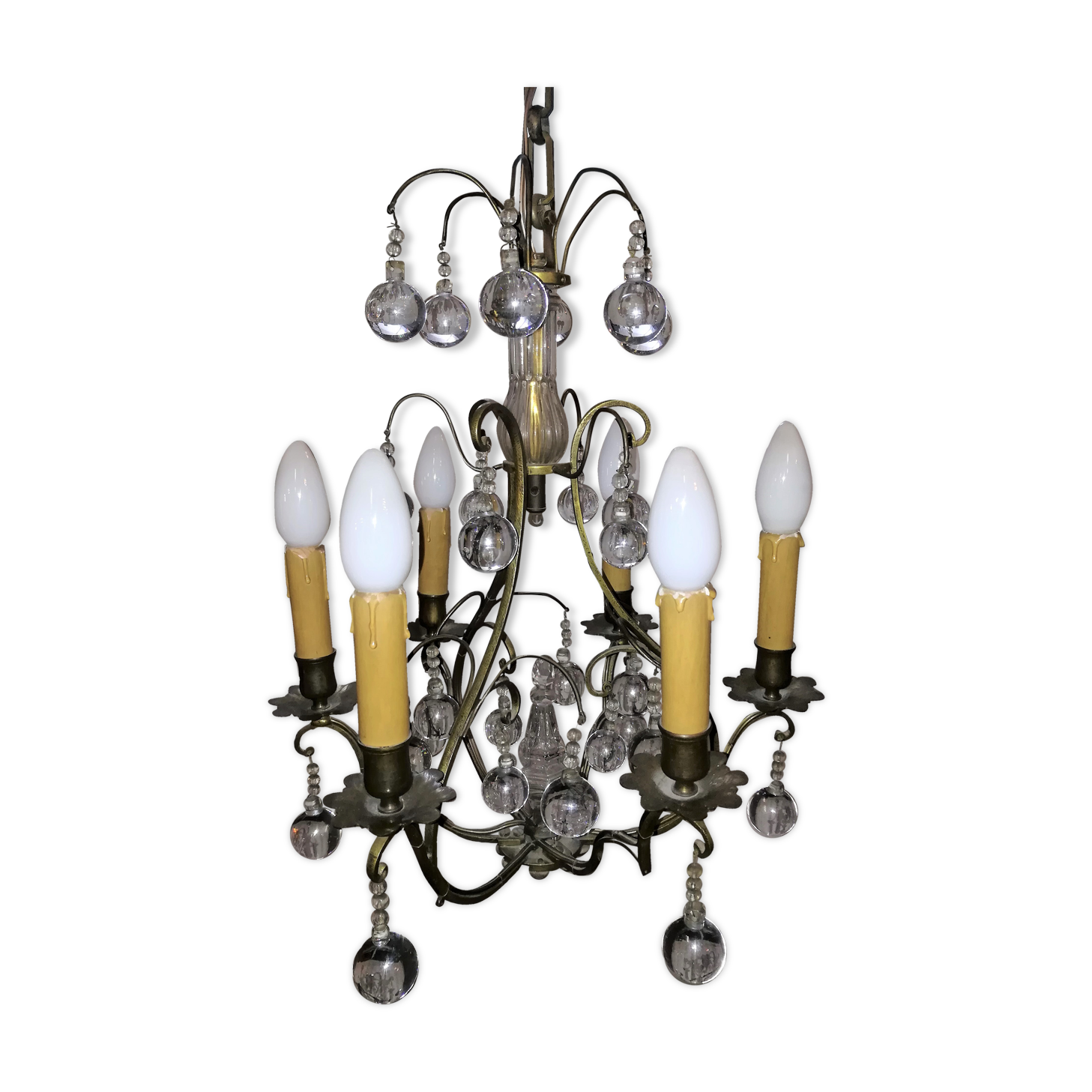 Bronze chandelier and stamps balls