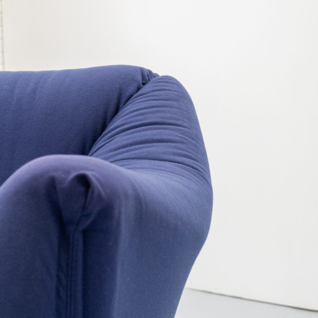 Cassina Tentazione two-seater sofa by Mario Bellini 1970s