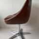 Fauteuil pivotant années 70 simili cuir