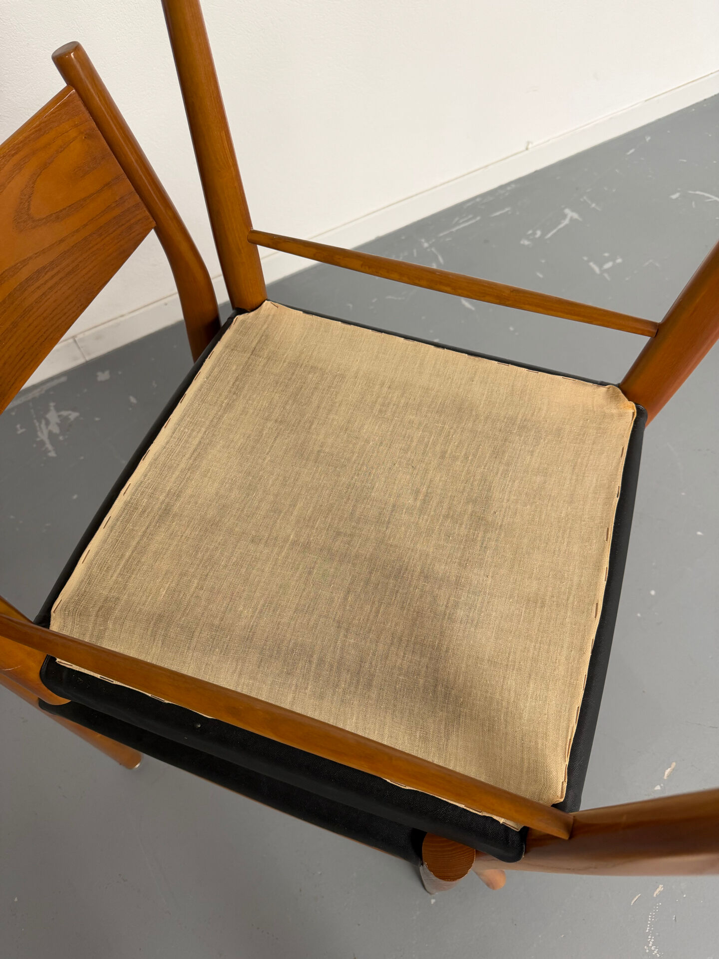 Pair of Italian design chairs by Consorzio Sedie Friuli, 1960s.