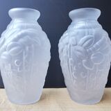 2 Art Deco vases in frosted glass