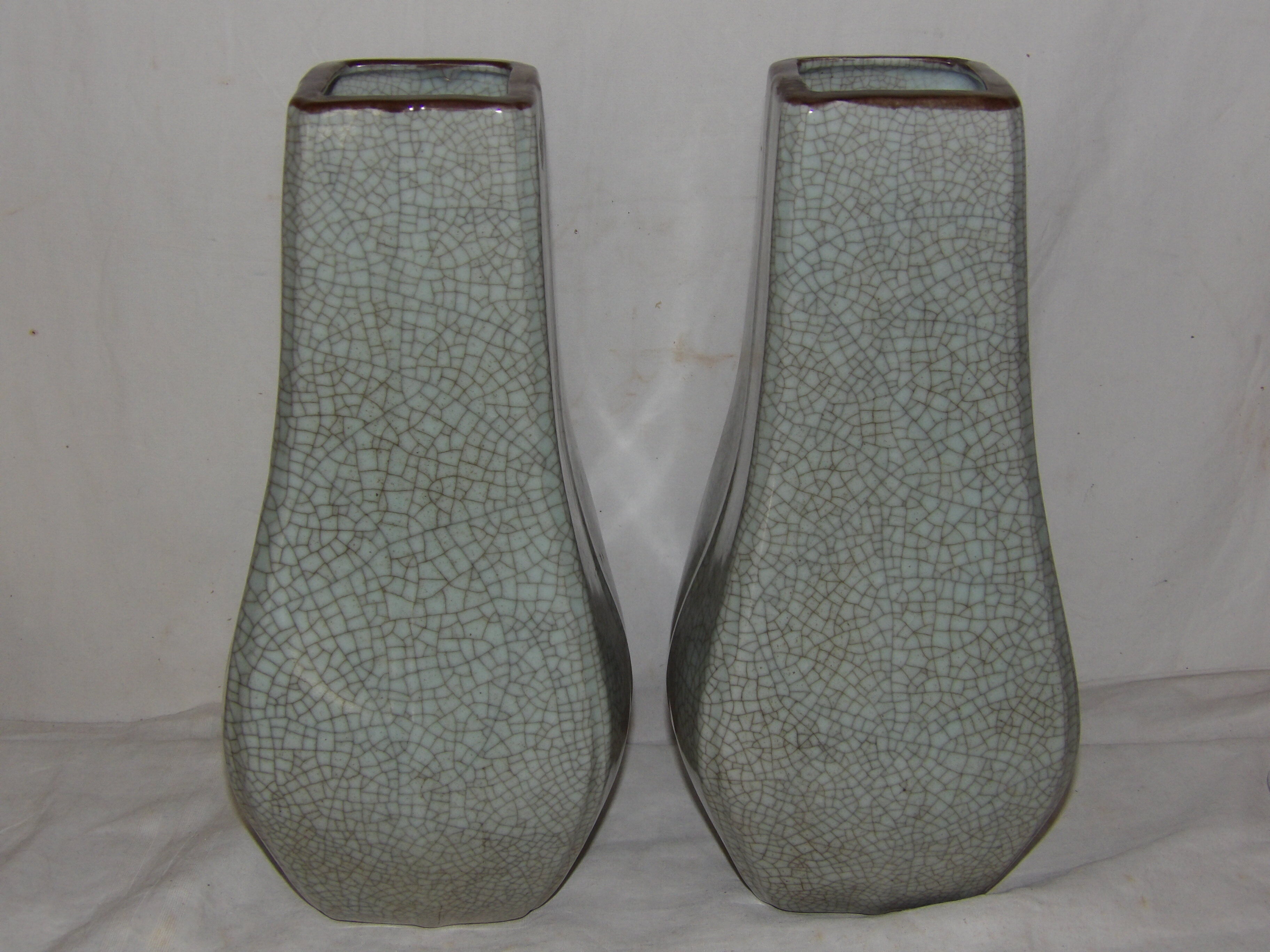 pair of large vases porcelain green celadon cracked XIX - XX th