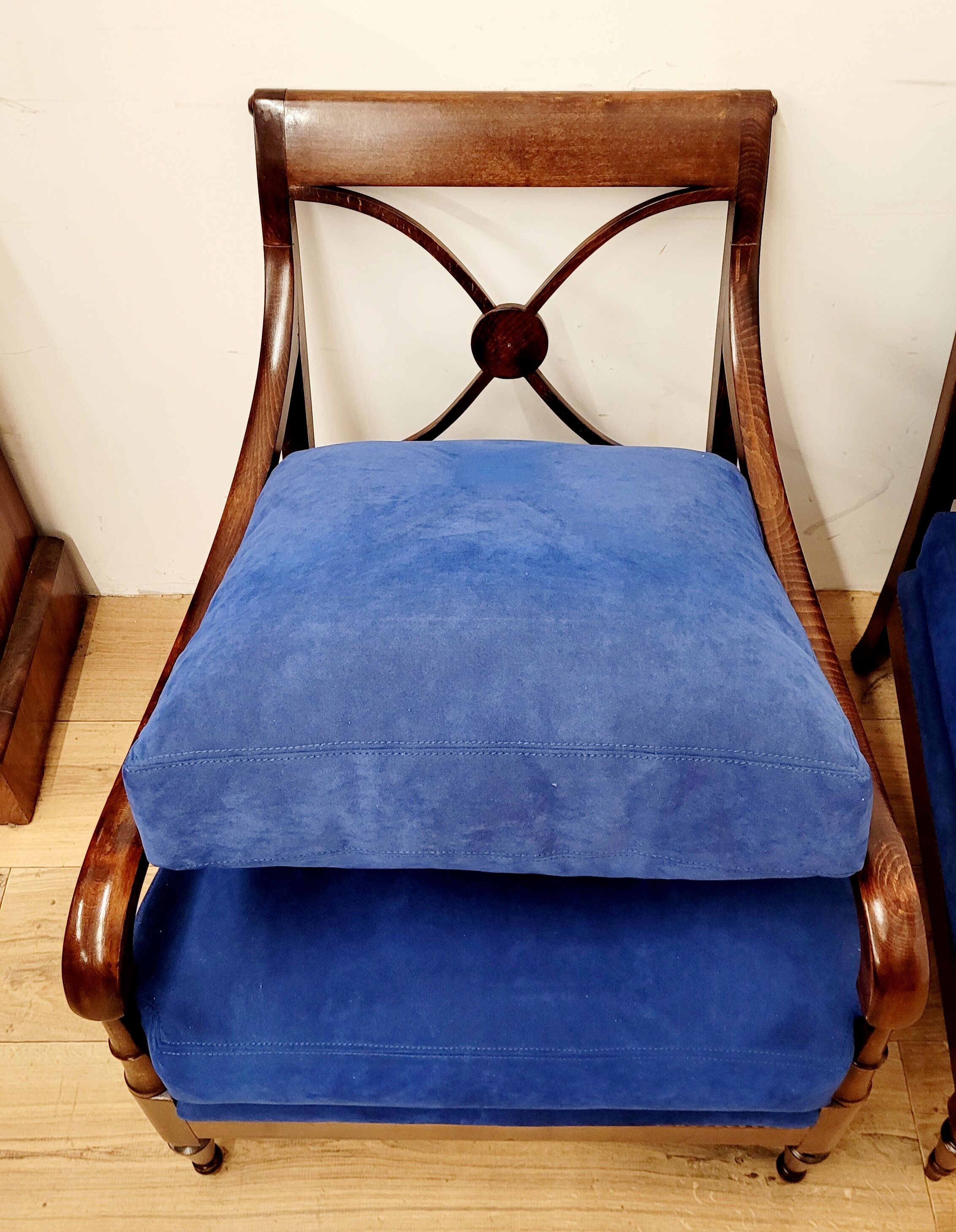 Living room sofa three places and two armchairs