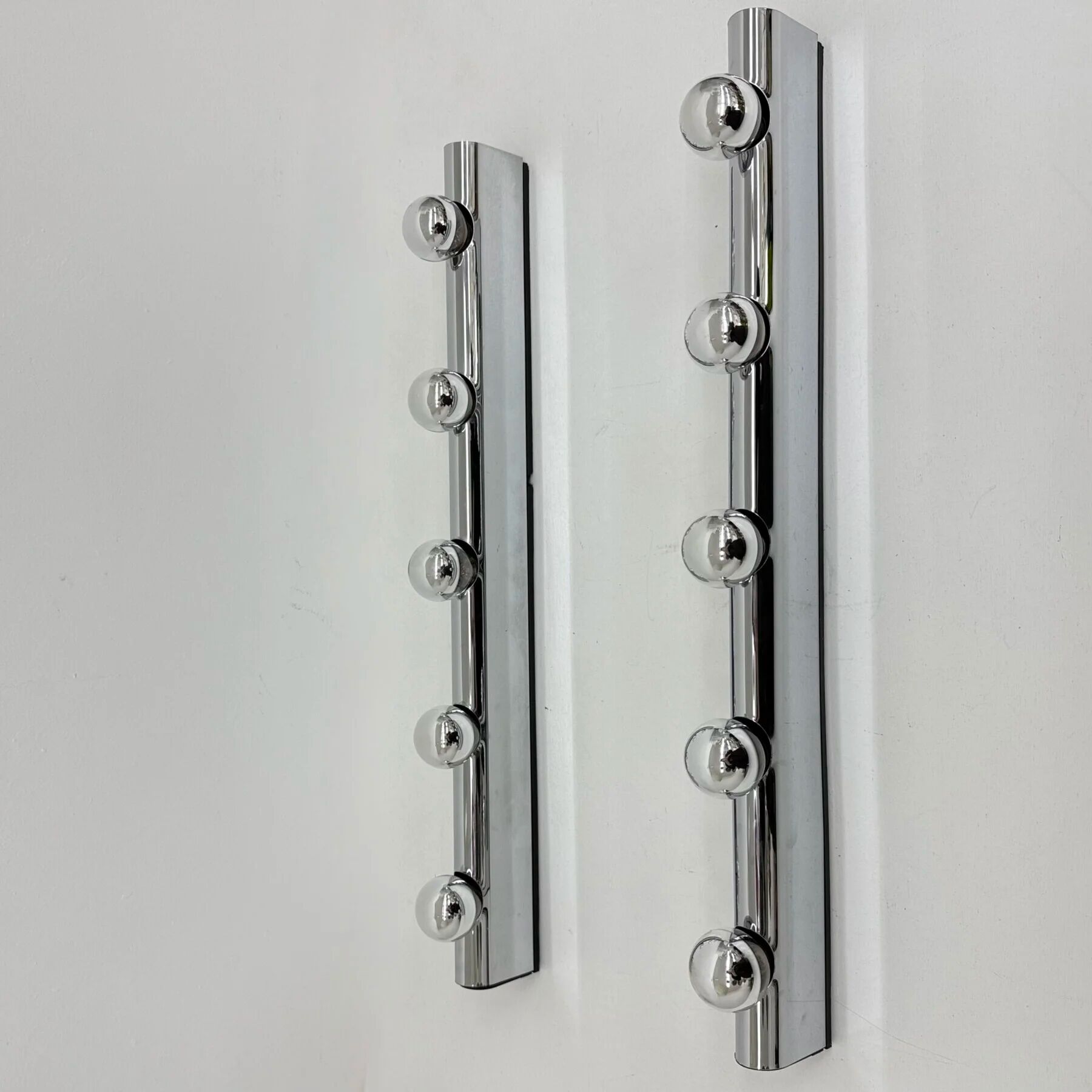 Set of 2 Targetti Sankey chrome wall lamps, 1970s