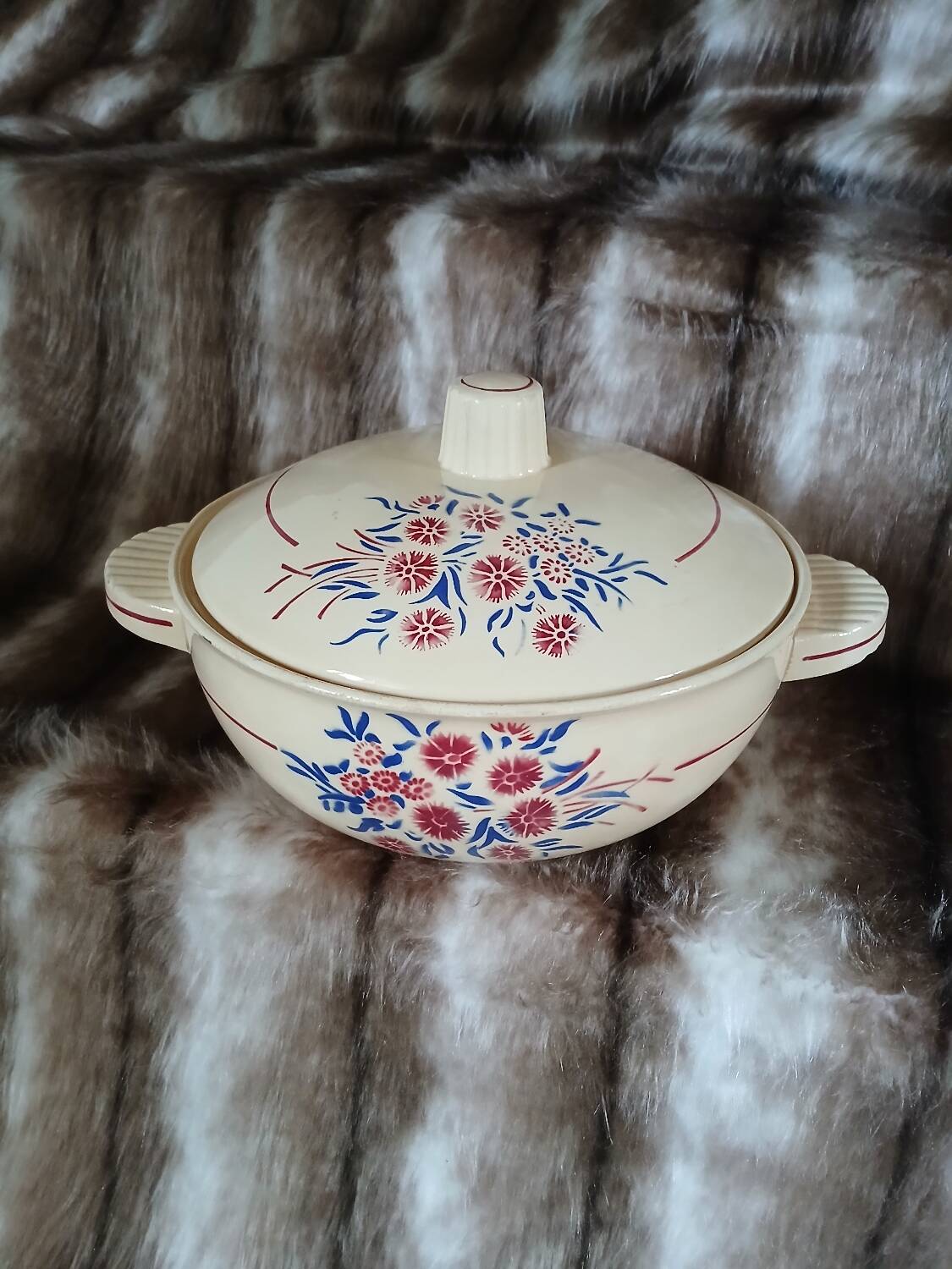 Antique soup tureen "Francine" from Badonviller