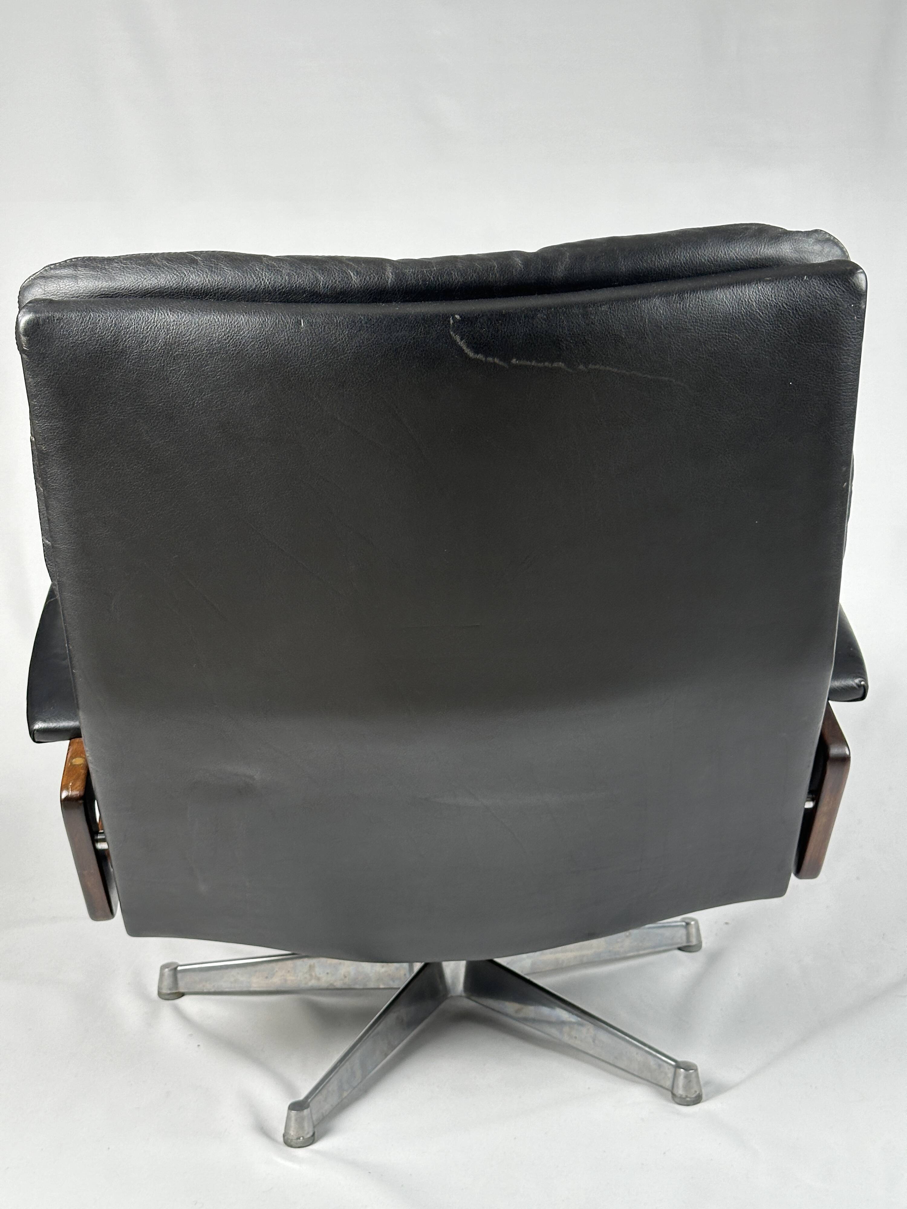 Vintage armchair by André Vandenbeuck for Strässle