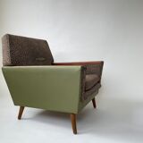 Pair of 1950s Lounge Chairs with Teak Arms