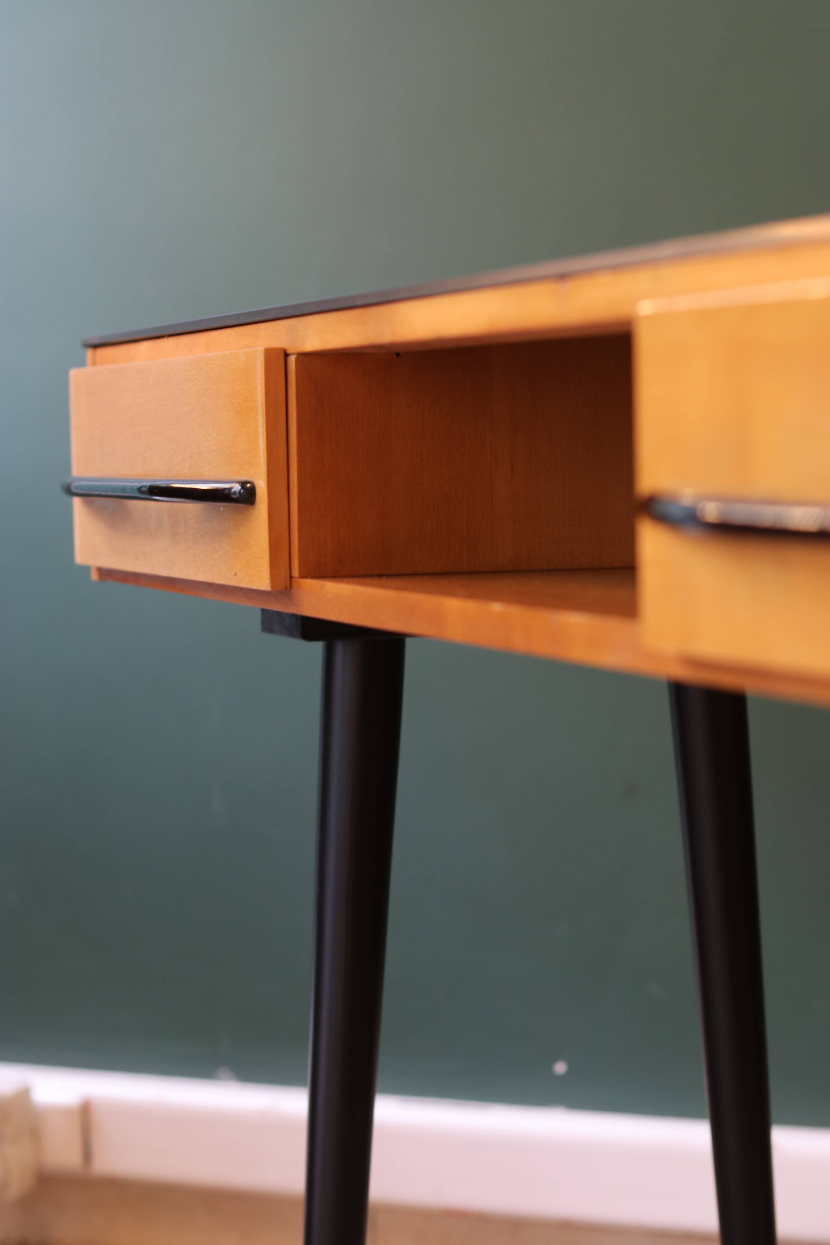 Desk/console design by Mojmír Požár for UP Závody, 1960s