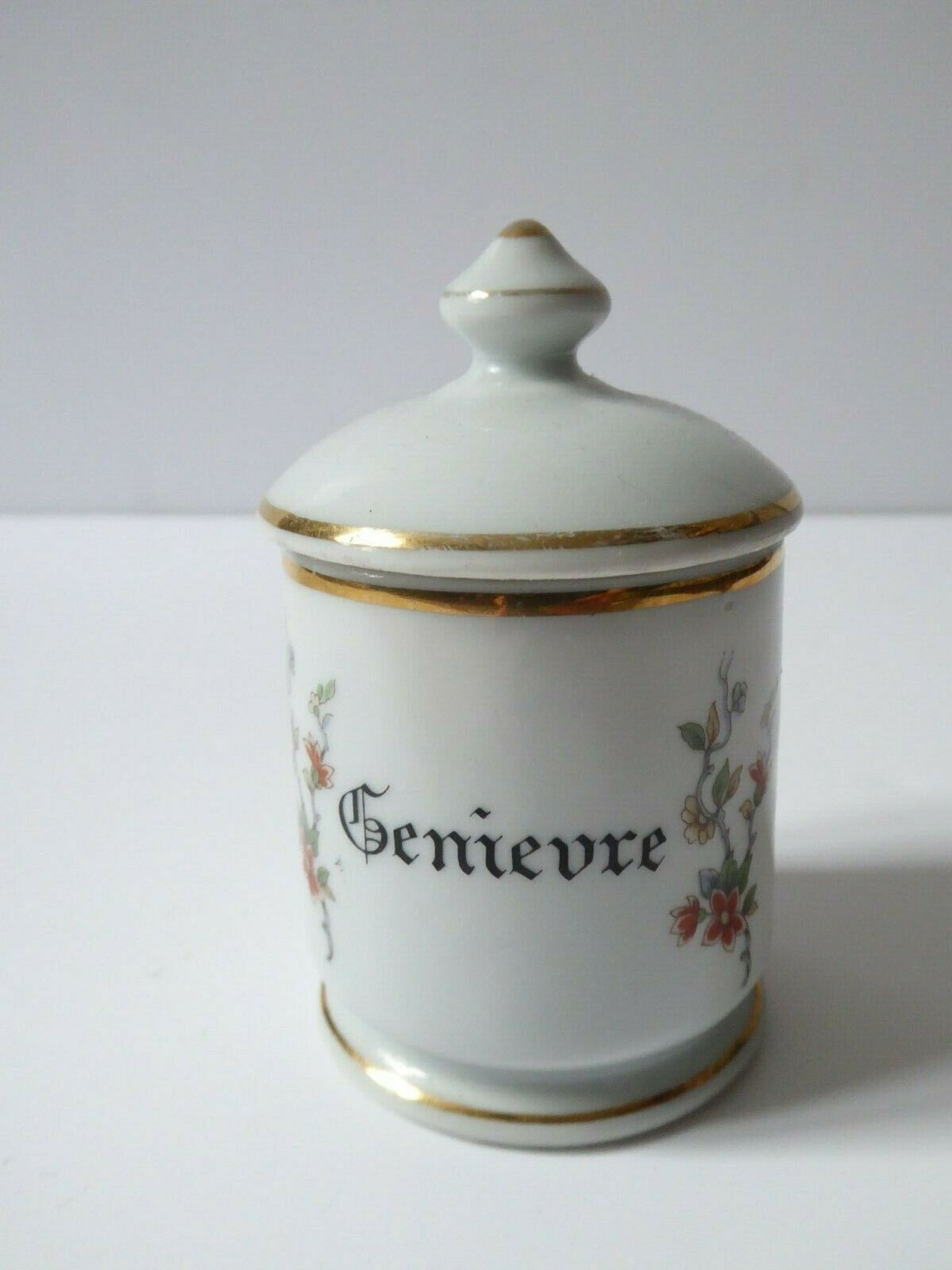 French porcelain genièvre spice pot